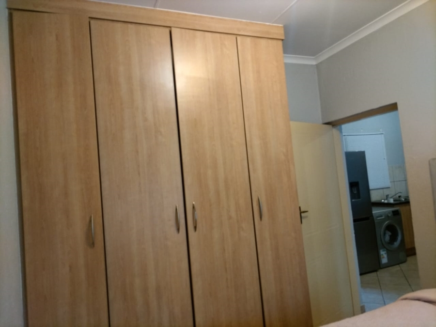 1 Bedroom Property for Sale in Waterval East North West